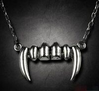 Gothic Vampire Teeth Necklace Bleeding Tusk Pendant Fang Tooth Blood Bite Goth Jewelry