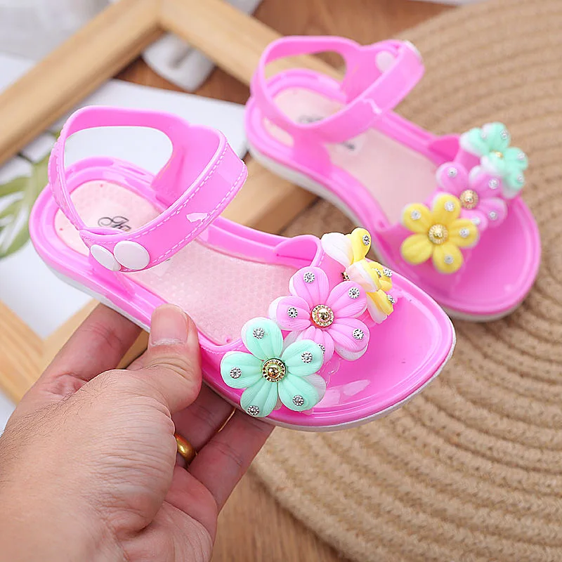 sandals for girls Baotou beach shoes 2-7years old children non-slip soft bottom children\'s sandals non-slip summer sandals