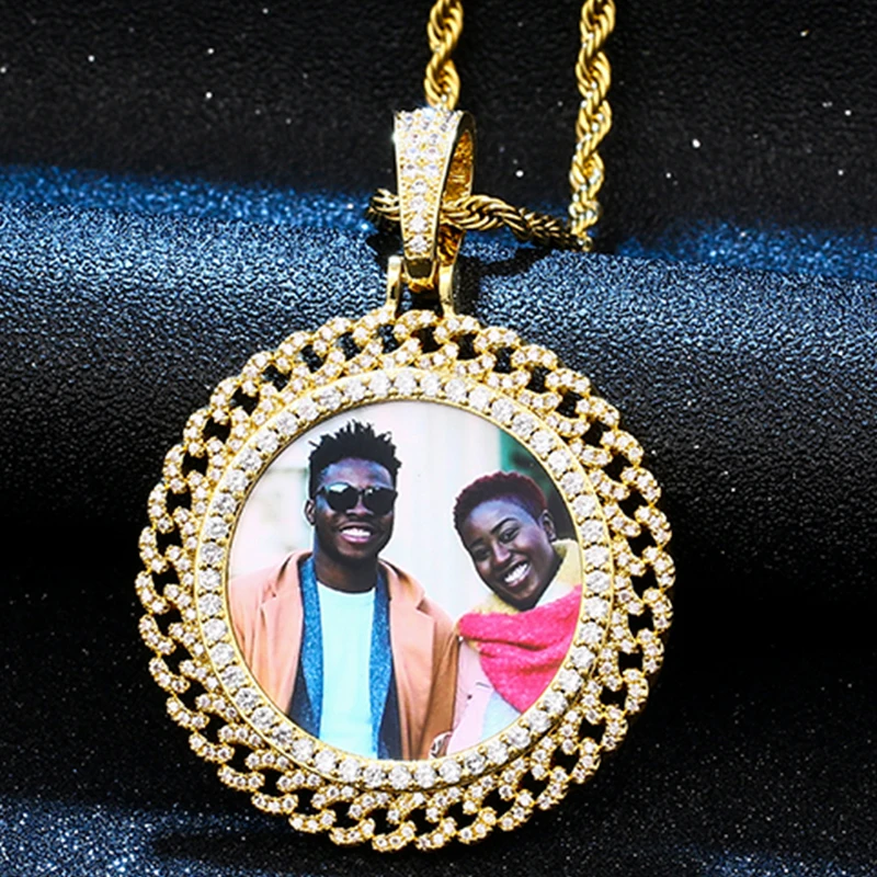 

Round 2.8 Inch Memory Medallions Custom Photo Pendant Necklace Men Hip Hop Jewelry Iced Out Cubic Zirconia Pendant Cuban Chain