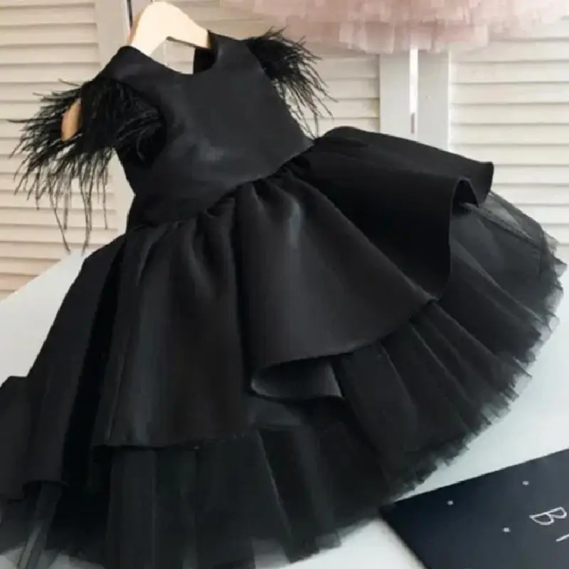 2021 Flower Girls Dresses For Wedding With Bows Scoop Organza Ball Gown Graduation Gowns First Communion Dresses For Girls