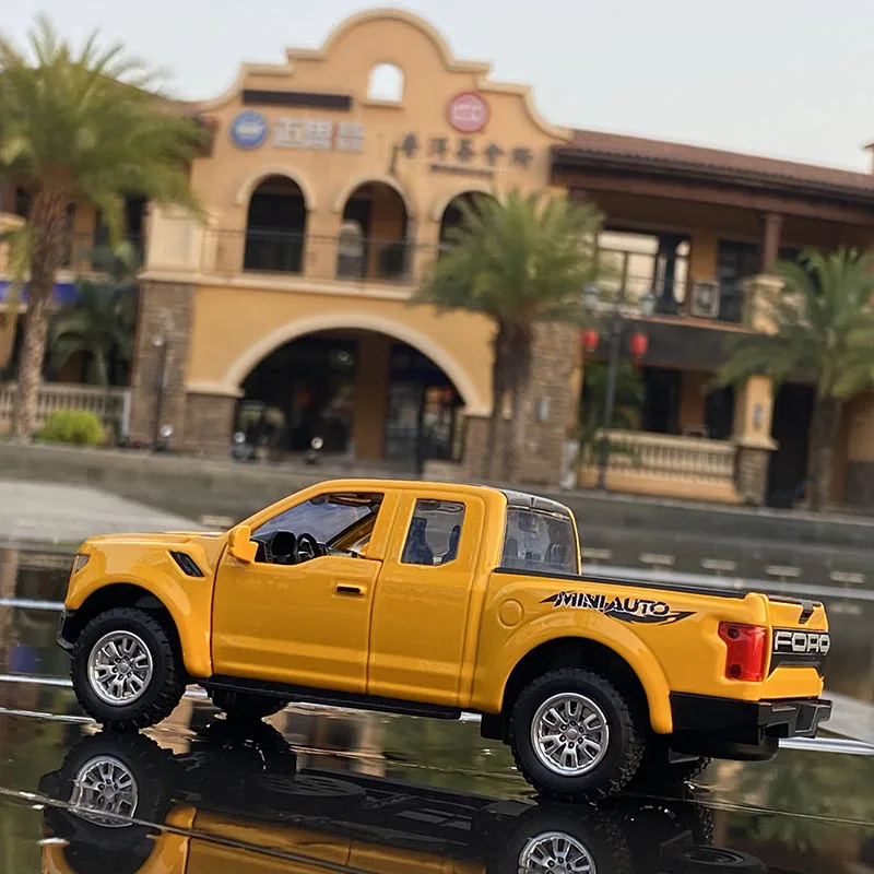 1:32 Ford Raptor F150 Modified Pickup Alloy Car Model Diecasts Metal Toy Vehicles Car Model Simulation Sound Light Kids Toy Gift