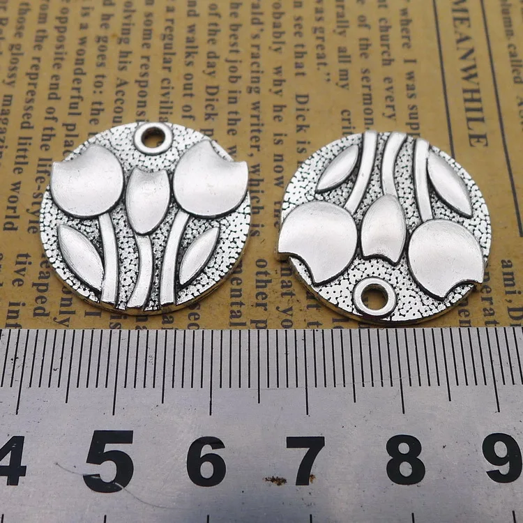 Newest 8Pcs 25*25mm Antique Silver Plated Alloy Daffodil Round Charms Vintage Necklace Bracelet Charms For Diy Jewelry Making