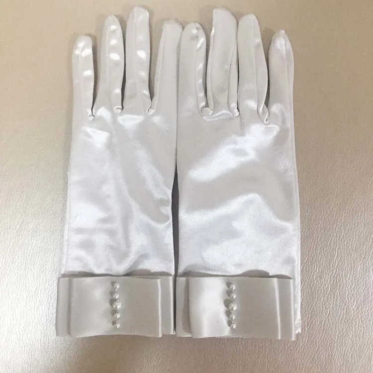 Gants courts en satin avec perles pour femmes, gants de poignet de soirée, accessoires de mode en déclin pour dames, nouvelle commande