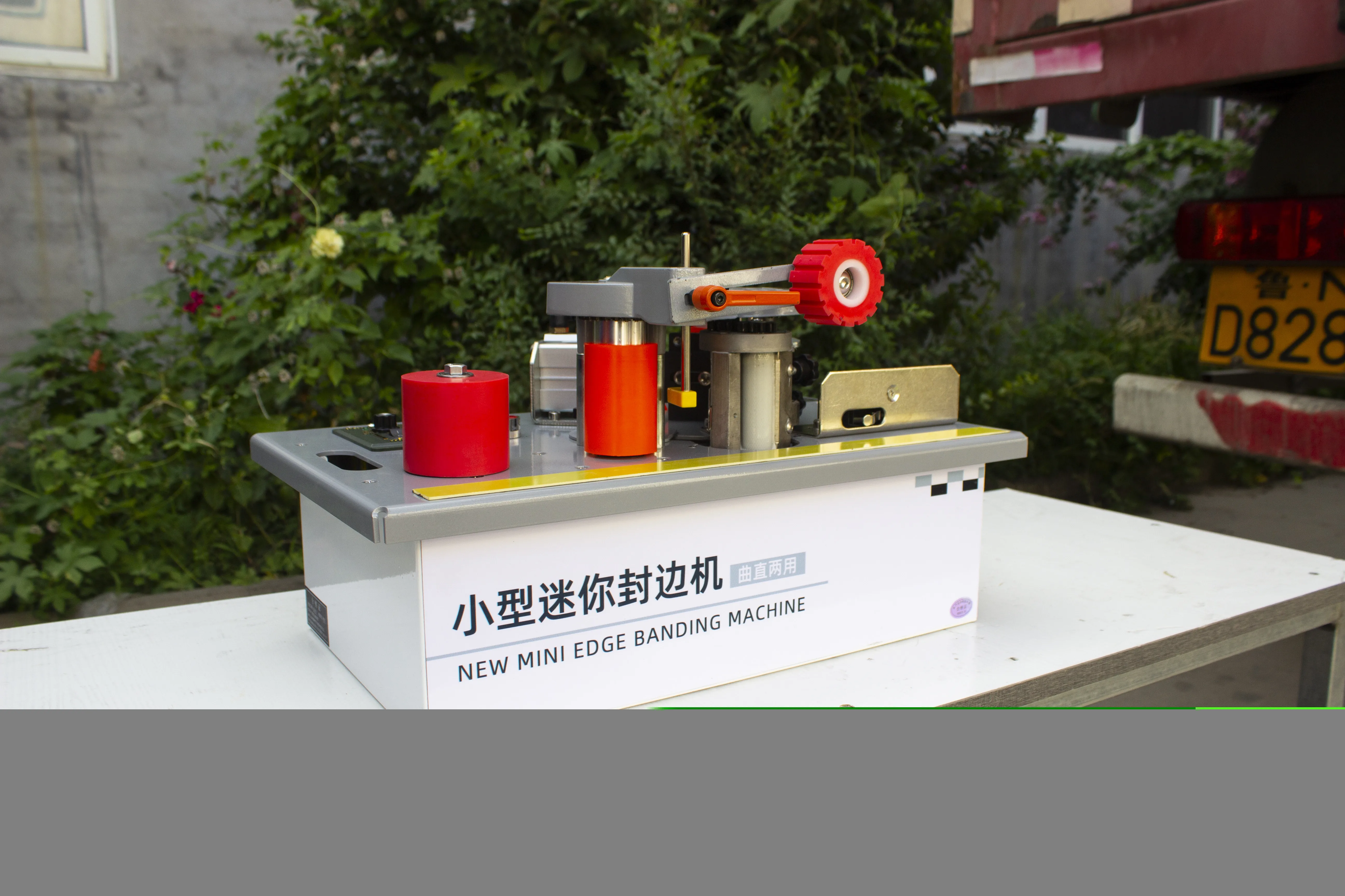 Woodworking portable edge banding machine home improvement mini 1200W can be used with saw table