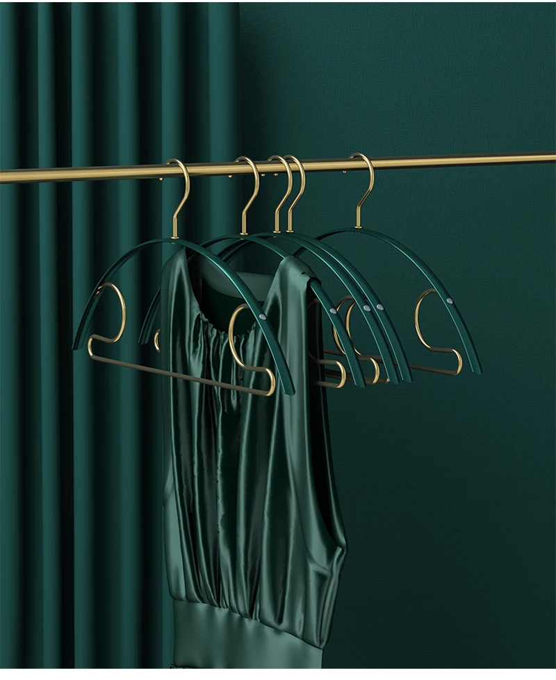 10pcs/lot Aluminum Alloy Dark Green Clothes Hangers No Shoulder Bump Non-slip Metal Hanger for Suits Blouses Dress Underwears