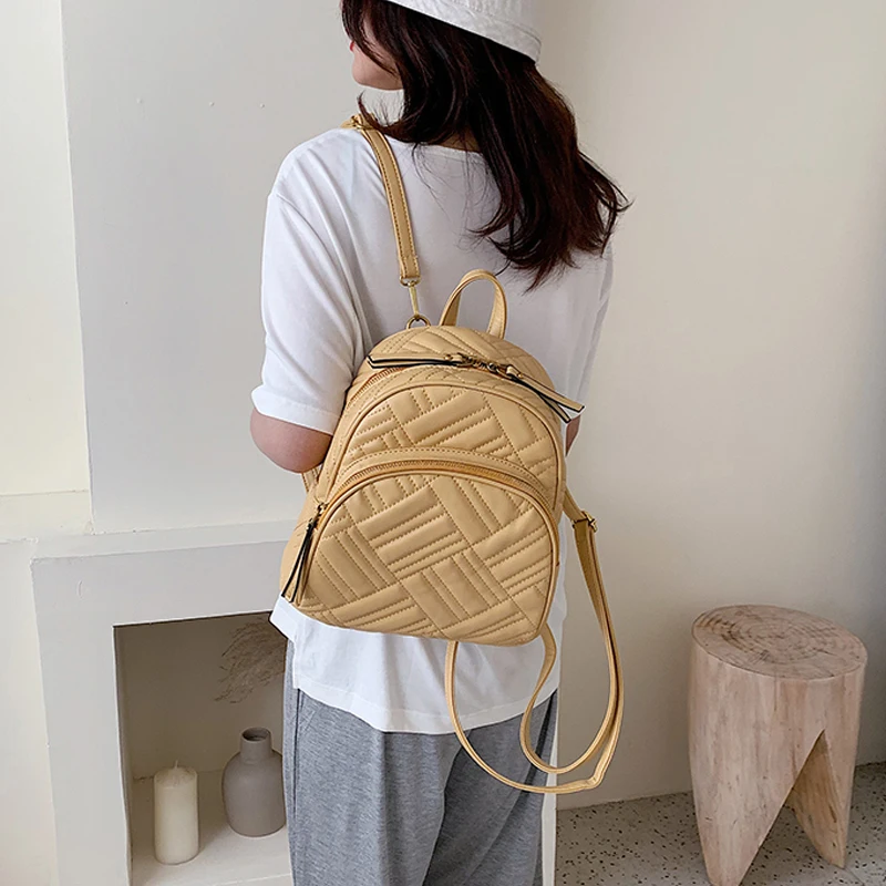 French Design Women\'s Leather Backpack Elegant Large-capacity Shoulder Bag Embroidery Thread Diamond Mini Student Bag Fashion