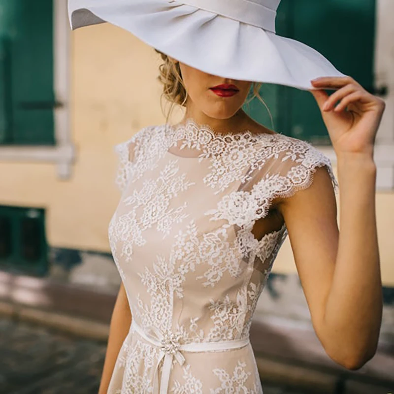 A Line Beach abito da sposa in pizzo bohémien 2024 manica A berretto scollo A barchetta abito da sposa rustico senza schienale grandi dimensioni su misura