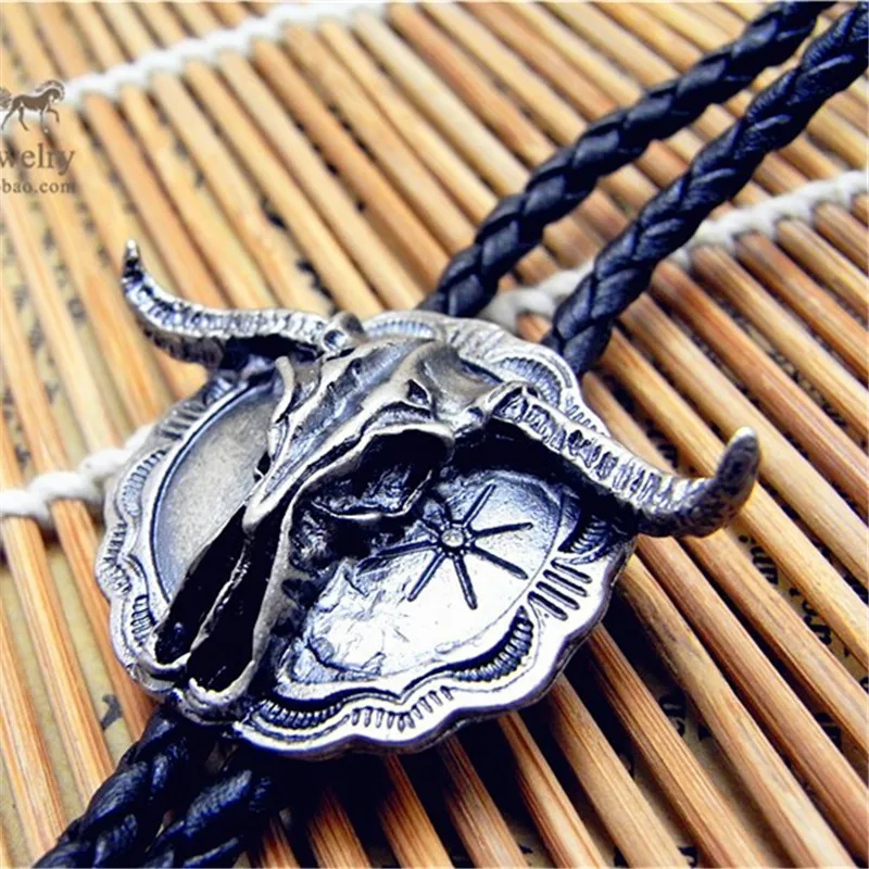 Bolo tie Retro Bull Head Shirt Chain Bison Cow Poirot tie Rope Leather Necklace