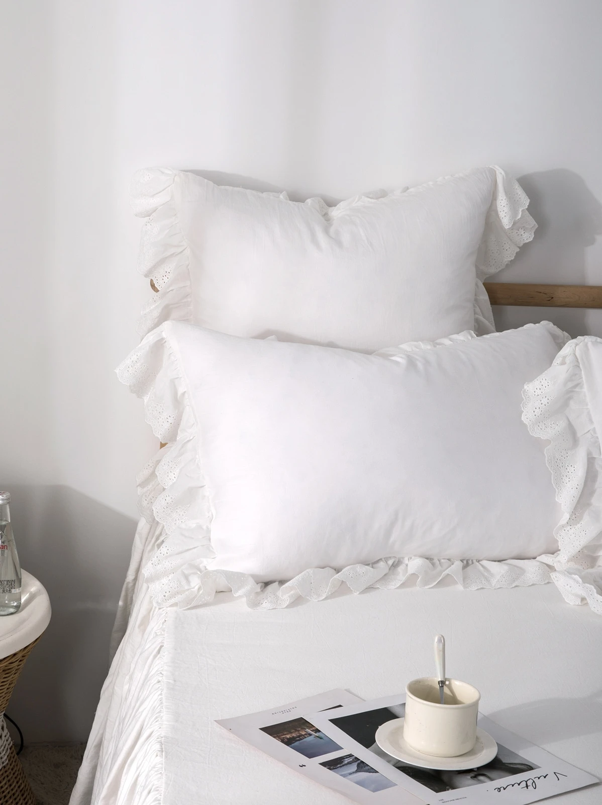 2pcs New White Lace Ruffle Pillow Case European Style Elegant 100% Cotton Pillowcase Luxury Home Bedding Pillow Cover No Filler