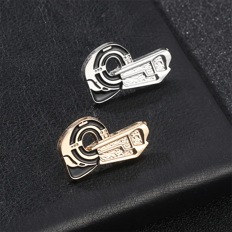 Men Women Medical Metal Jewelry Magnetic Resonance Pins Black Enamel Pins Doctor Nurse Gift