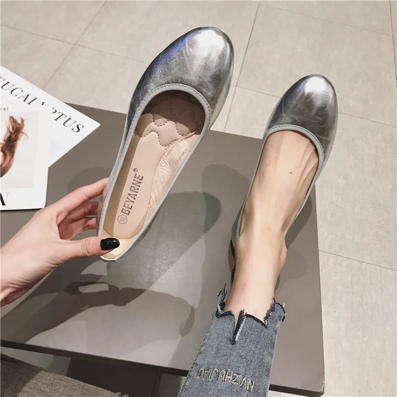 Flat Shoes for Women Lady Silver Flats Solid Color All Match Office Lady Basic Style Shoes Flat Heel Pu Leather Light Pink 35-41