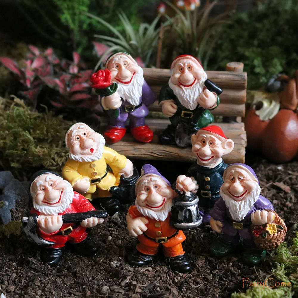 Gnomy 庭の小人像セット Amazon.com: Gwindrise Mini Gnomes Set of 7 - Fairy Garden