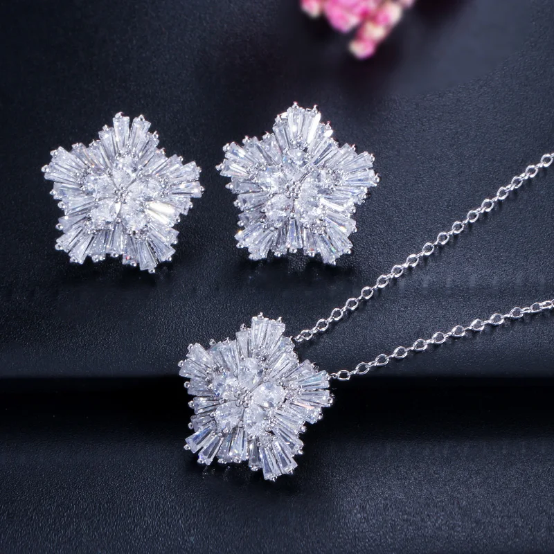 CWWZircons Marken-Damenmode Zirkonia Schneeflocken-Anhänger Halskette Ohrring-Sets für Frauen Party Geschenk Schmuck Großhandel T0037 – Detail 3