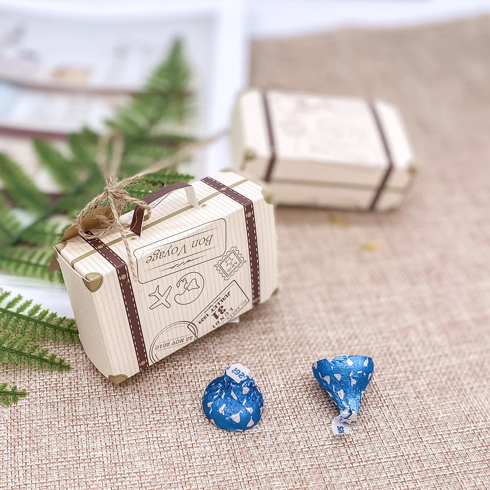 50pcs Creative Mini Suitcase Candy Box Candy Packaging Carton Wedding Gift Box Event Party Supplies Wedding favors with Card