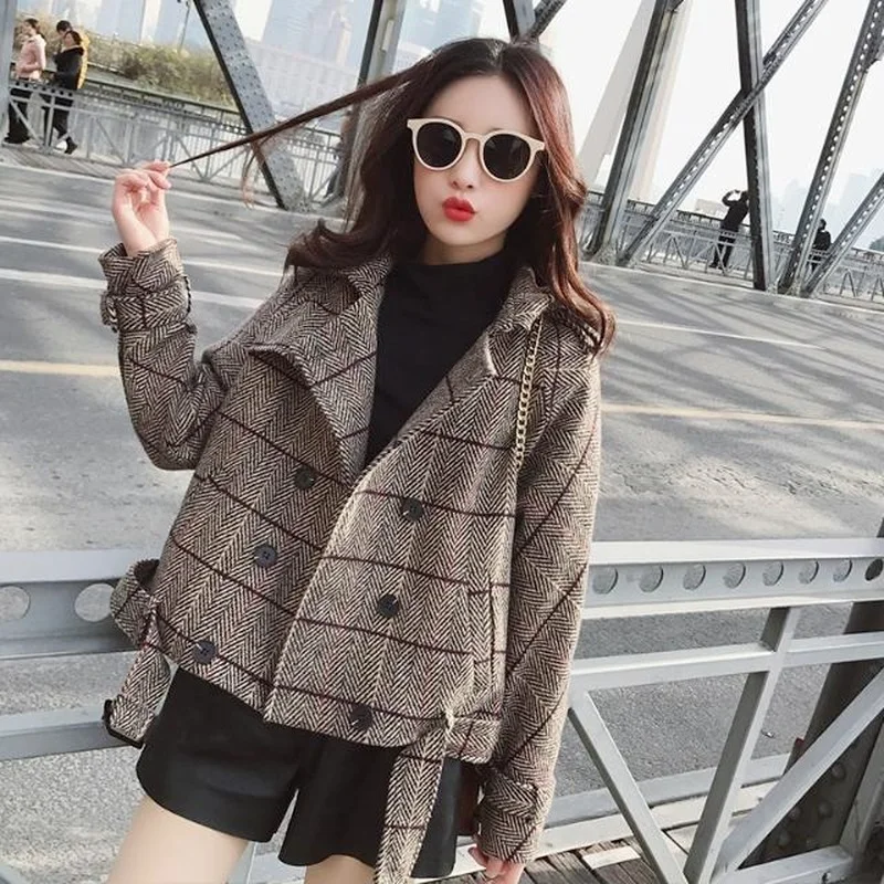 

Women's Autumn and Winter New Style Korean Thickened Little Woolen Coat, Female Short Plaid Loose Woolen Coat Women Coats