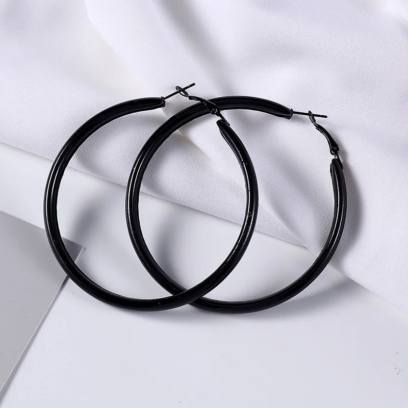 Fashion Sexy Thick Metal Black Circle Hoop Earrings Woman Punk Round Female Statement Ear Piercing Jewelry Party Accessories