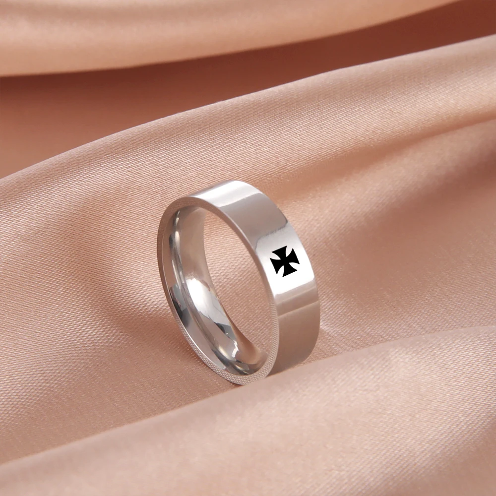 COOLTIME Stainless Steel Maltese Cross Rings for Men Women Christian Jesus Rings Anniversary Birthday Gifts Jewelry Wholesale