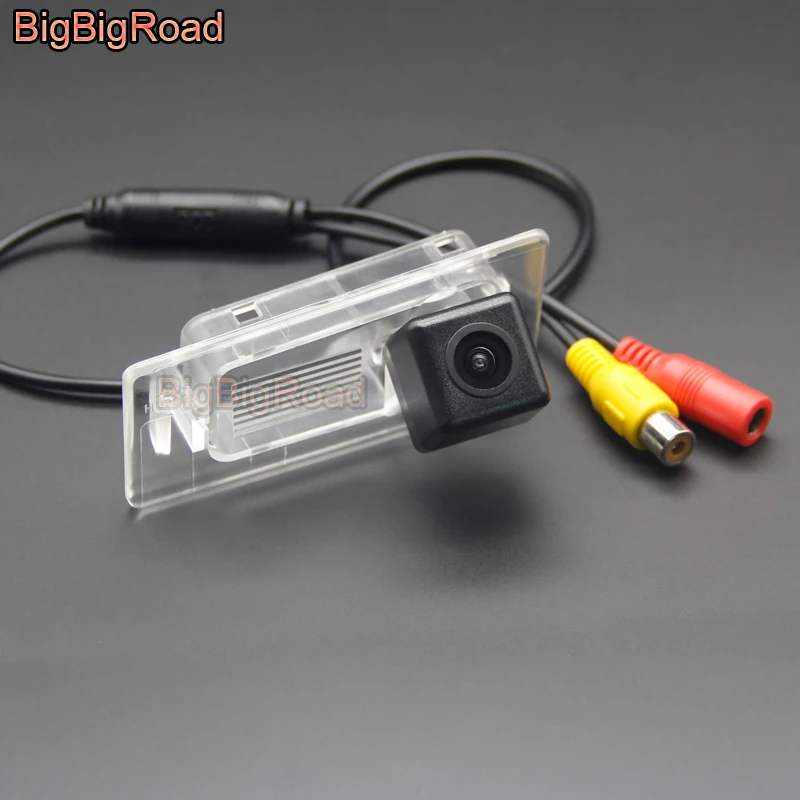 BigBigRoad For KIA Ceed SW III 2012 Wagon Cerato III 2013 Vehicle Wireless Rear View Reversing CCD Camera HD Color Image