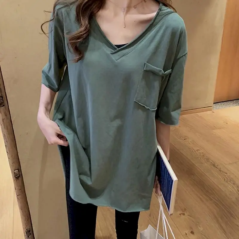 Womens T-shirt Korean V-neck Short-sleeved T-shirt Loose Large Size Medium Long Bottoming Shirts Woman Tshirts 2024 Summer New