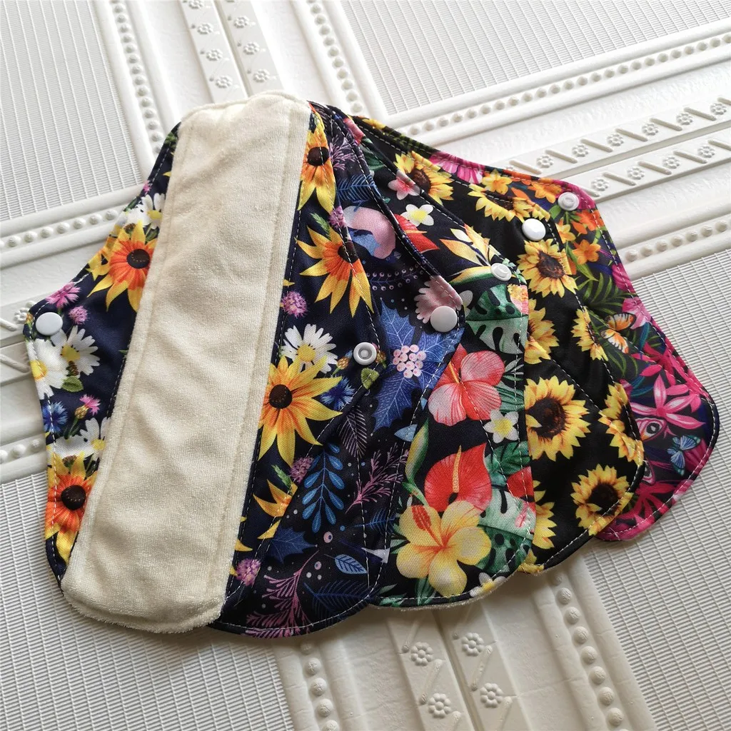 

Size M 10pc Reusable Bamboo Charcoal Cloth Pads Washable Menstrual Pads Mama Sanitary Towel Pads