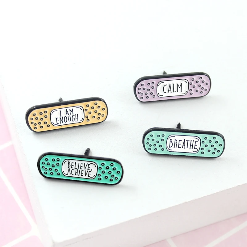 Creative Trendy Cartoon Heart Band-Aid Metal Enamel Brooch Syringe Pill Badge Doctor Nurse Cute Lapel Jewelry Accessories Gift