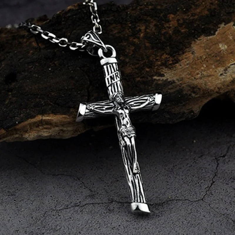 Fashionable Income Jesus Cross Necklace Exquisite Men\'s Vintage Cross Pendant Pendant God\'s Lucky Girl Gift Christmas Gift