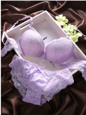 Europäischen Stil Sexy Bh Set Frauen Baumwolle Unterwäsche Sexy Spitze Höschen Weibliche Push-Up Büstenhalter Mode Einfarbig Dessous Set