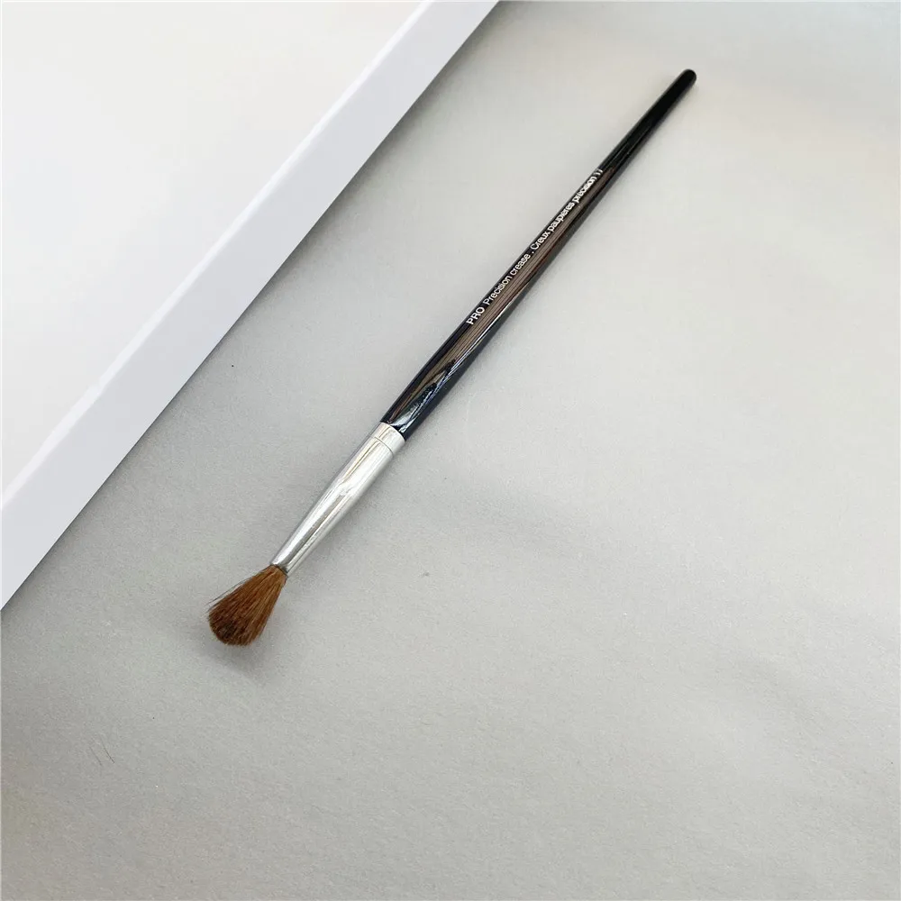 Pro Precision Crease Eye Makeup Brush #17 - with Cap Small Long Hair Eyeshadow Blending Cosmetics Beauty Tools