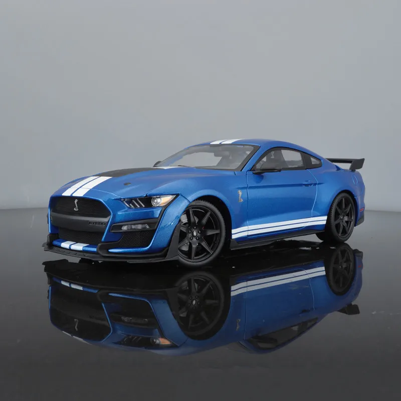 Maisto 1:18 2020 New Ford Shelby GT500 Alloy Retro Car Model Classic Car Model Car Decoration Collection gift