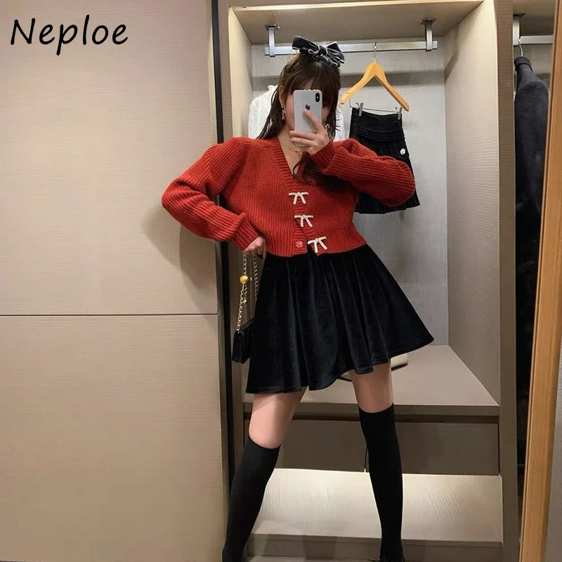 Neploe 2024 Spring New Korean Temperament Sweater Jackets Women Exquisite Bowknot Rhinestone Button Knitting Cardigans Woman