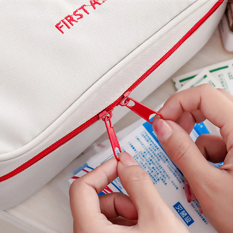 Portable First Aid Kit Bag Emergency First Aid Pouch Medical Bag Medicine Storage Case Car Outdoor Camping Travel Survival Kit