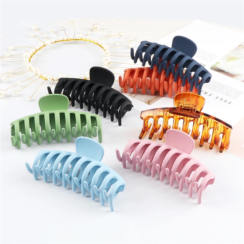 Solid Color Claw Large Frosted Hair Claws Korean Fashion Hair Clips for Women Girls Barrette Bath Hairpins Hair Accessories Gift