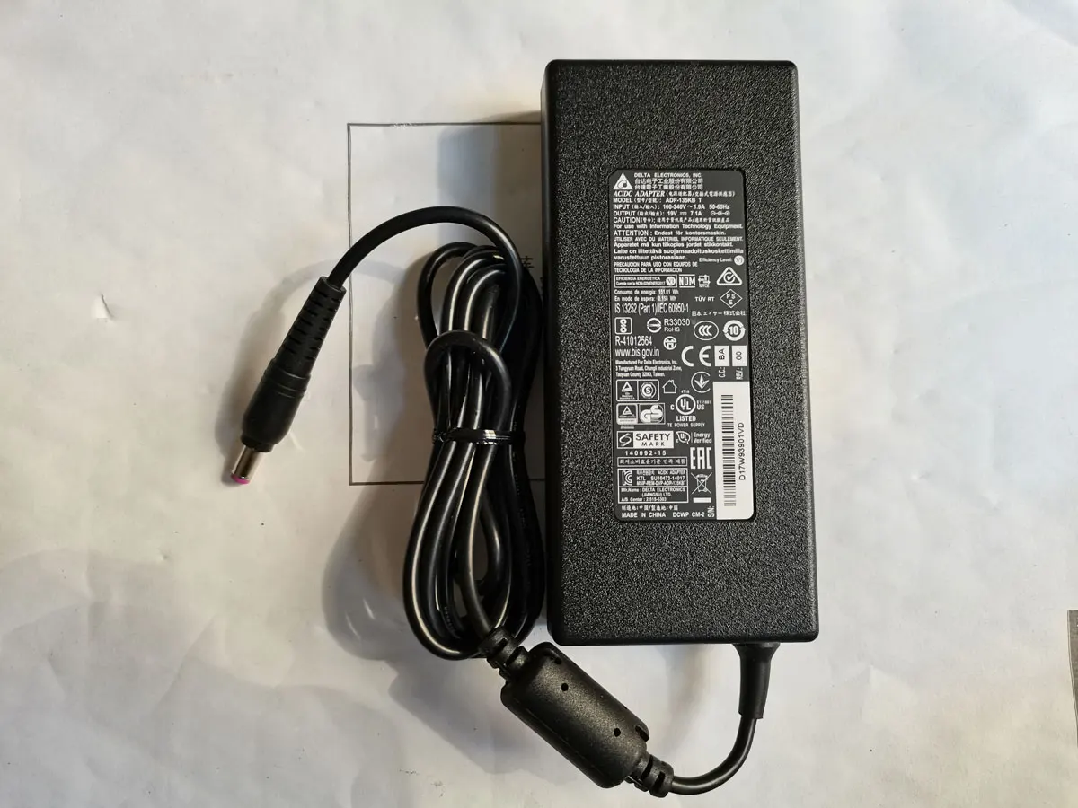 

NEW OEM Delta 135W 19V 7.1A ADP-135KB T For Acer Nitro 5 AN515-52 N17C1 series Laptop Genuine Puryuan 5.5mm*1.7mm AC Adapter