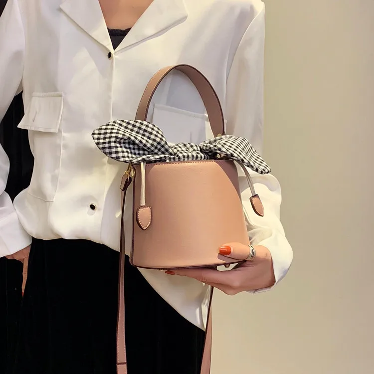 Small bag New Korean Version Of The Portable Plaid Fashion Women Leather PU One-Shoulder Oblique Bucket Women's Bag