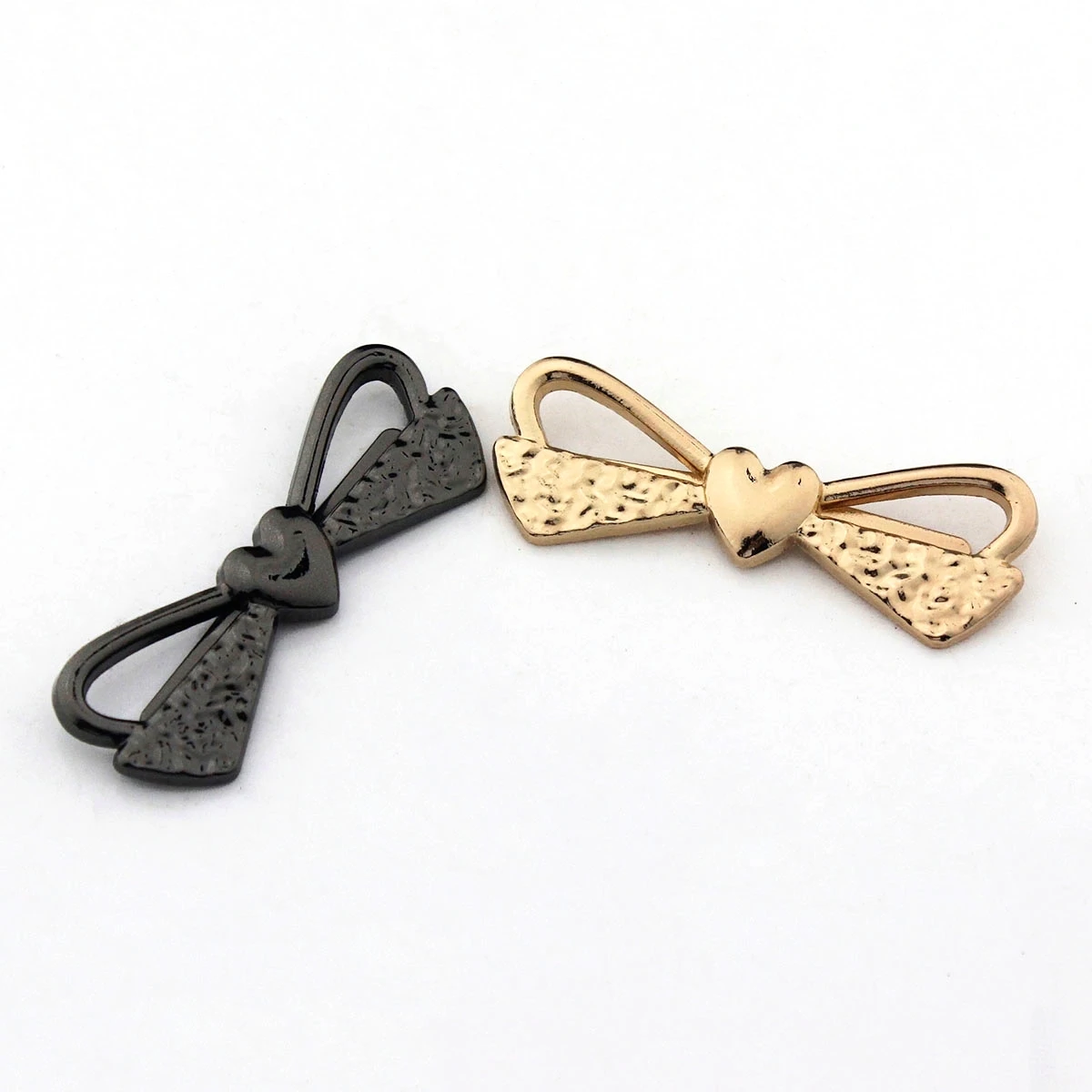 2pcs Metal Heart Bowknot Buckle Fashion Decoration Shoes Clasp for Handbag Bag Garments Hardware Closure Bag Parts Accessories