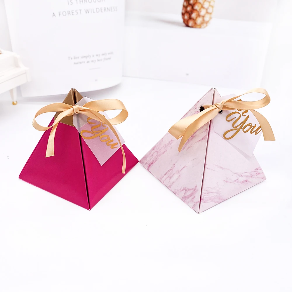 50 Pcs Rose Red Triangular Pyramid Sweet Candy Box Paper Gift Boxes Chocolate Bags Gift Packing Box Wedding Favors Decoration