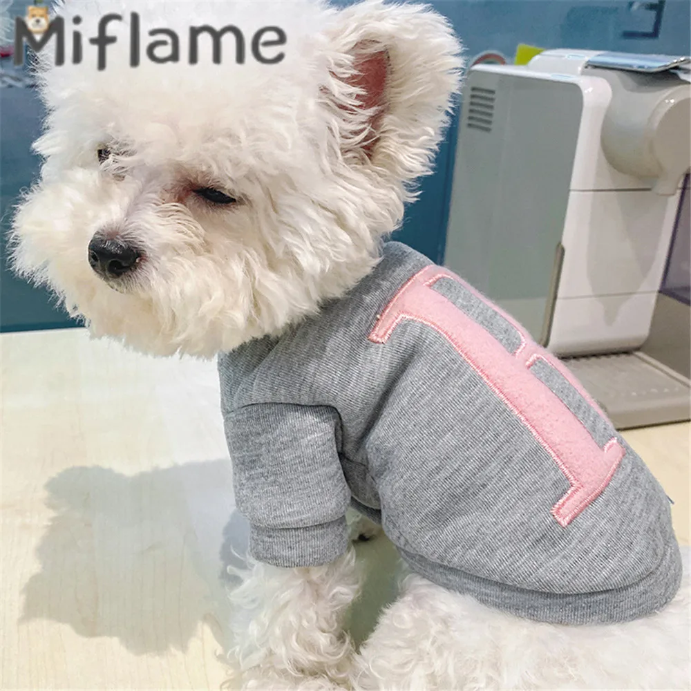 

Miflame Small Dogs Clothes Winter Outfits Letter Printed Puppy Clothing Chihuahua Schnauzer Cute Pet Cat Hoodies For Dog Costume