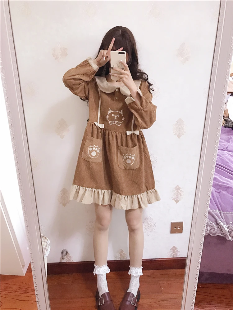 Robe brodée japonaise à manches longues pour filles, avec col de poupée, taille haute, style victorien, kawaii, gothique, lolita op