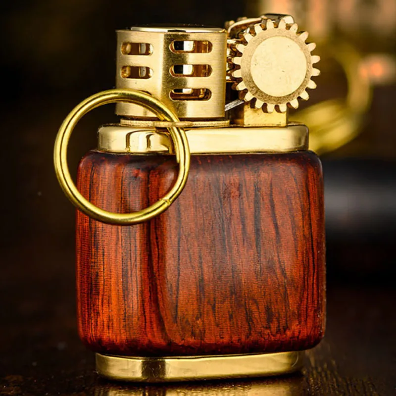 Vintage Kerosene Lighters Oil Gasoline Manual Wood Lighter Grinding Wheels Brass Core Cigarette Lighter With Chain Gadget Fire