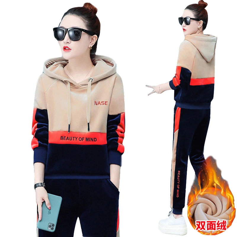 

Trending Products 2023 Women Office Clothing Sporting Suit Female Winter 2 Piece Set Womens Tracksuit Ladies Gold velvet 1579