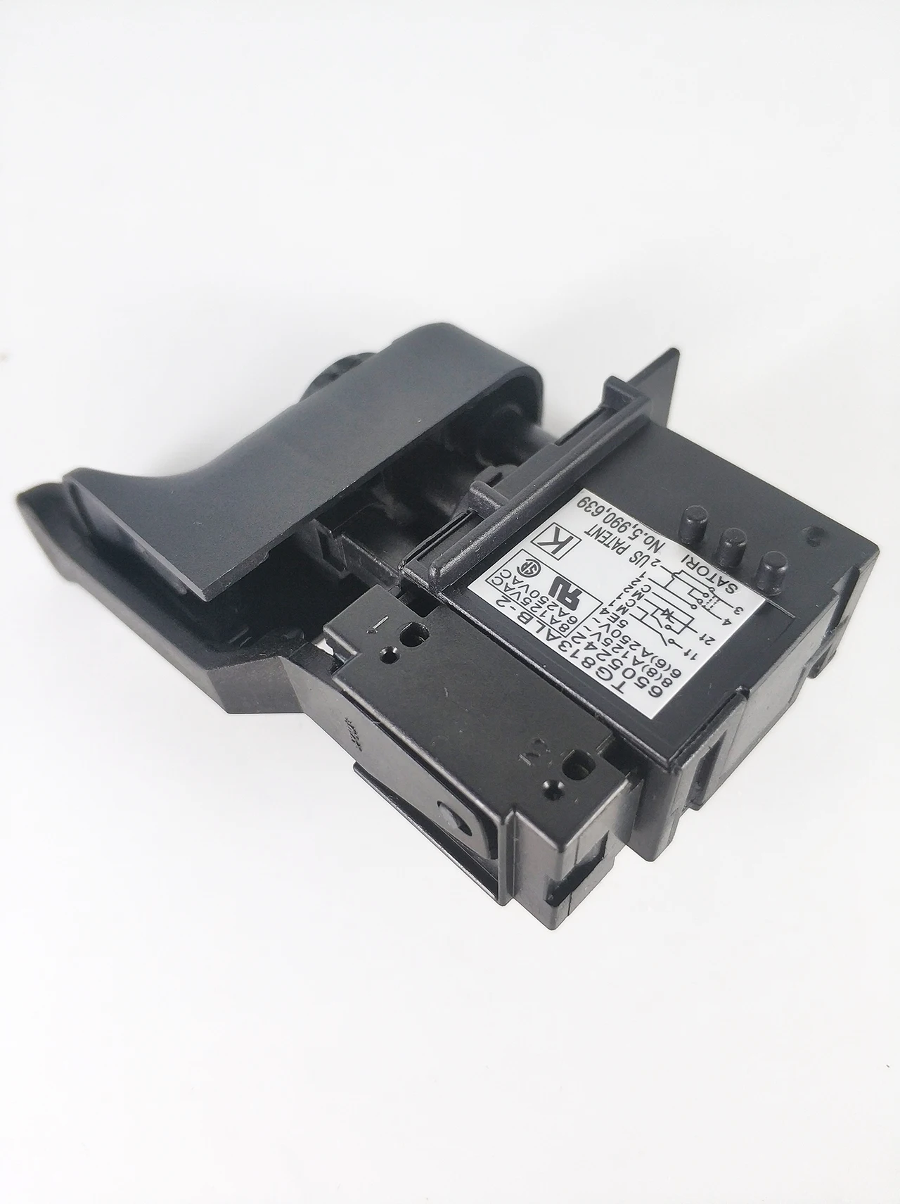 Công Cụ Điện Điều Khiển Công Tắc Phụ Kiện TG813ALB-2 6505242