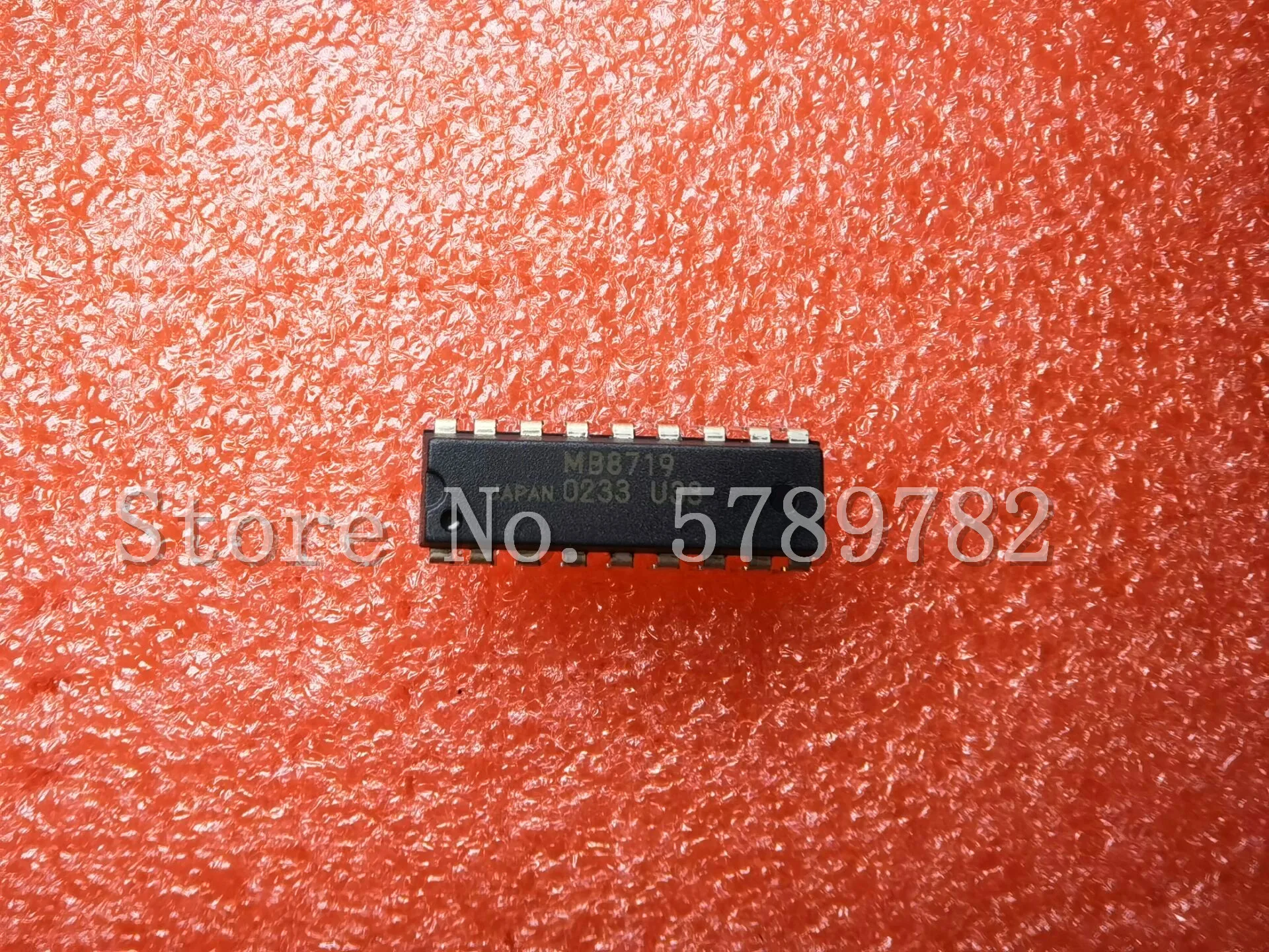 1pcs    New original   MB8719   MB8719M-G   DIP18