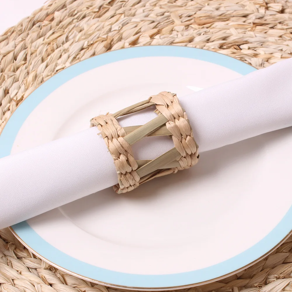 Natural Material Straw Corn Husk Wooden Napkin Ring Hyacinth Grass Buckle For Cloth Napkins Towel Ring Restaurant Accessories