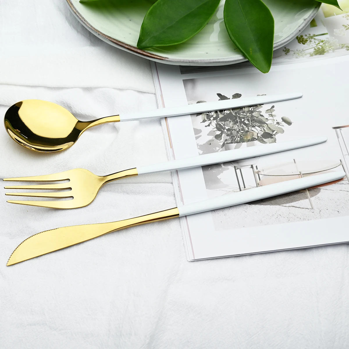 36Pcs/Set Gold Dinnerware Cutlery Set Knife Cake Fruit Fork Coffee Spoon Flatware Silverware Stainless Steel Party Tableware Set