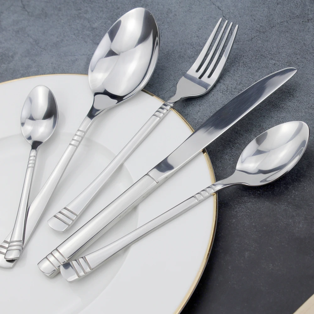 Recommended Classic Dinnerware Cutlery 5 in 1 Set Mirror Stainless Steel Elegant Silverware Kitchen Utensils For Home Restaurant