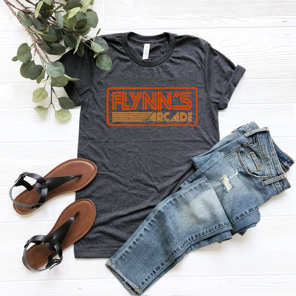 Flynn's Arcade Shirt Cool Retro Vintage Graphic Tee 80s Retro Aesthetic Shirts Gift for Tron Movie Fans T-shirt Harajuku Tops