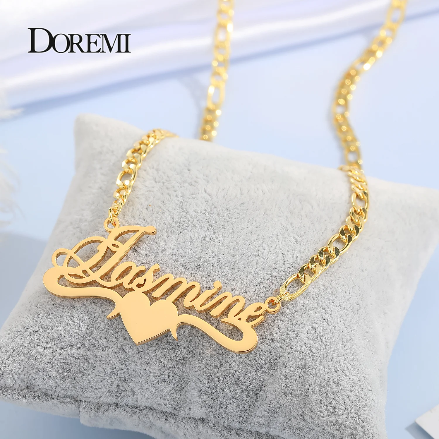 

DOREMI 3MM Figaro Personalized Chain Custom Name Necklace with Heart Stainless Customized Nameplate Necklace for Women Numbers