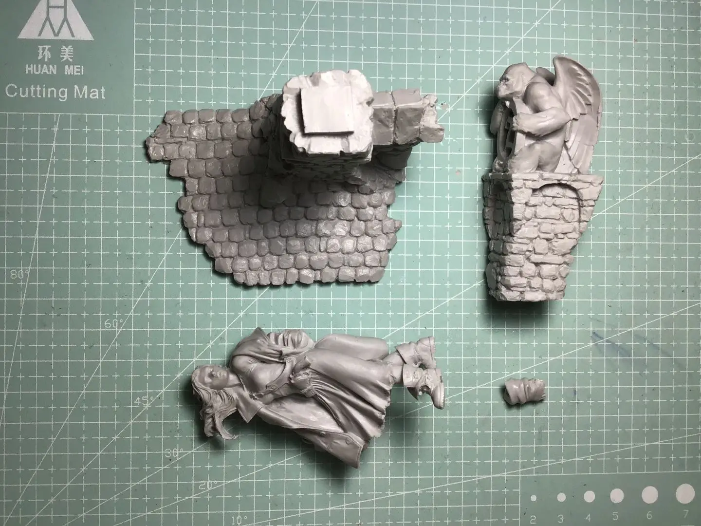 Фигурка модели из смолы 1/24 GK, комплект в разобранном и неокрашенном виде