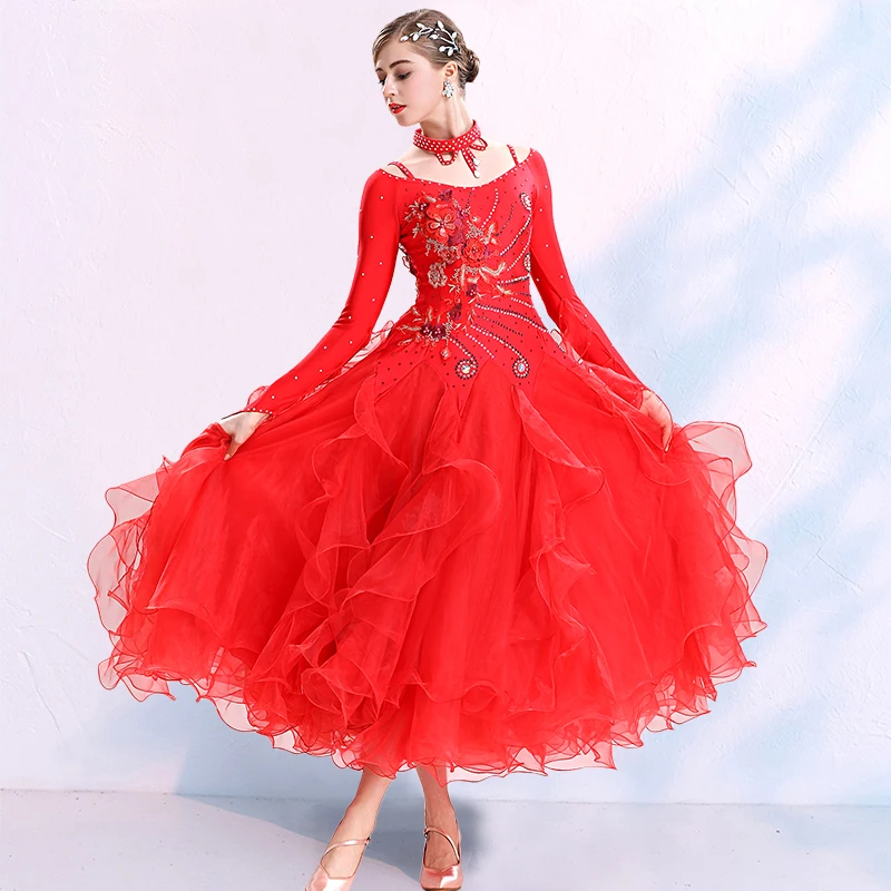 สีแดง Ballroom Dress มาตรฐานโมเดิร์นเต้นรำเครื่องแต่งกายผู้หญิง Waltz Foxtrot เต้นรำชุดแขนยาว