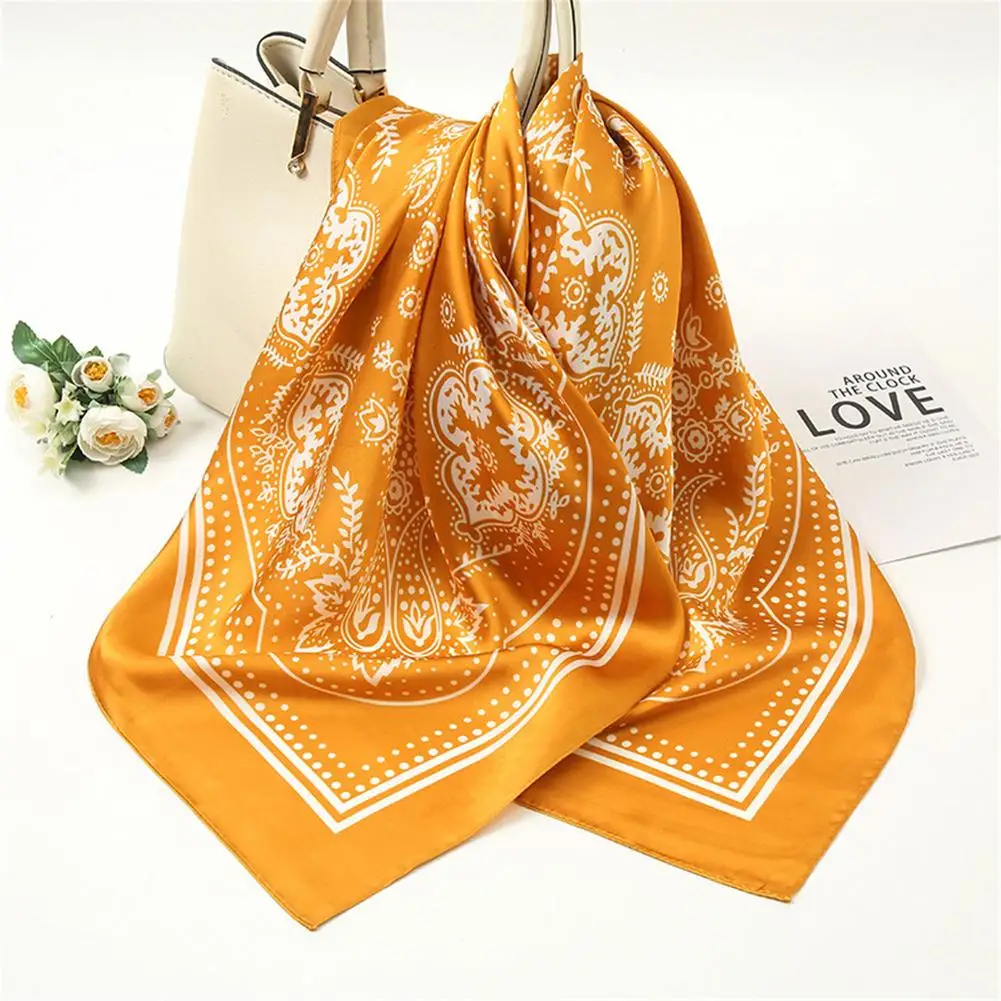 2021 Vintage Bandana Paisley Print Square Scarf Imitated Silk Scarf Chic Retro Headscarf Man/Women Fashion Headwear